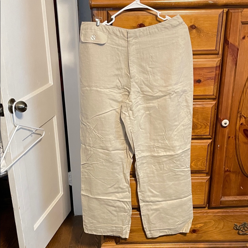 Women's Classic Tan Chinos